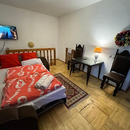 Apartament Lika'S Hause Tbilisi Zewnętrze zdjęcie